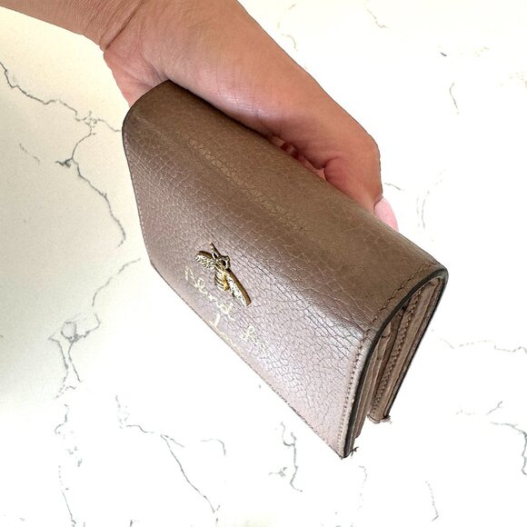 Authentic Gucci Blind for Love Bee Leather Creamy Pink Wallet - Picture 4 of 15